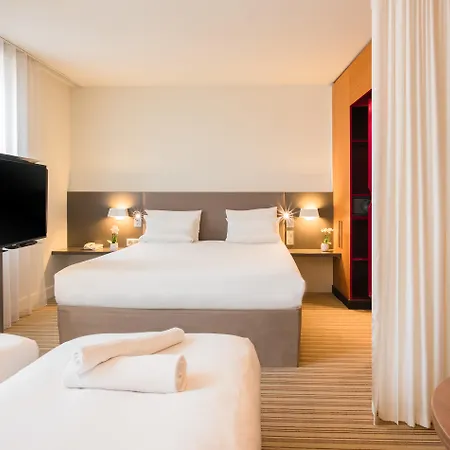 Novotel Centre Szálloda